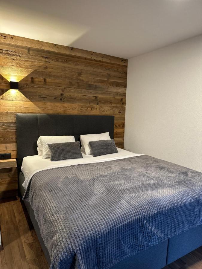 Appartments Franzal Apartament *